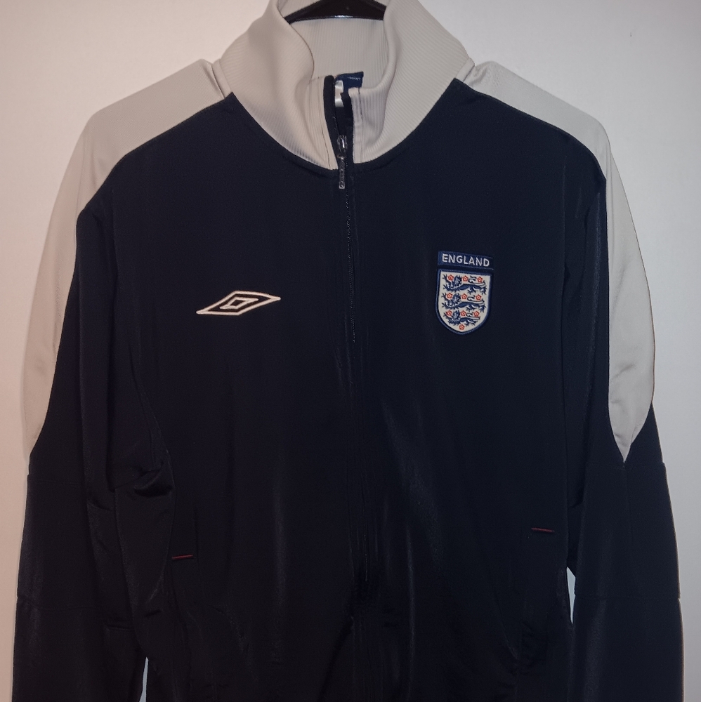 England zip up sweather